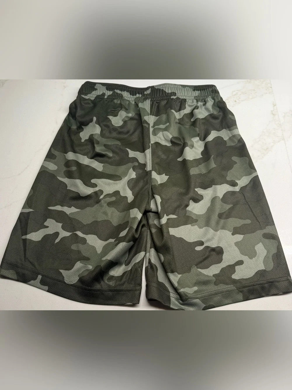 Boys Old Navy Active Camo Athletic Shorts Size M 8 Like New